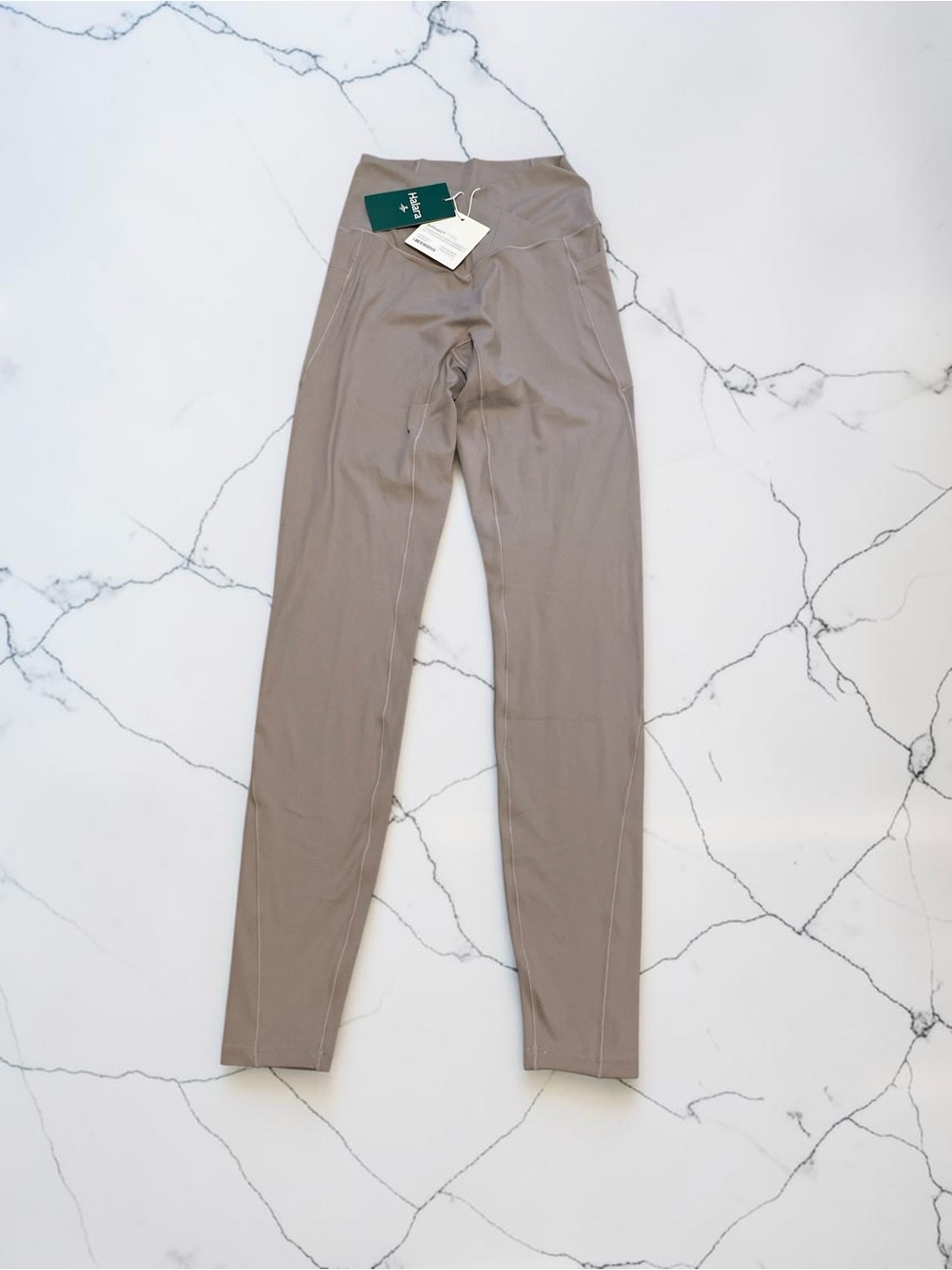 SoftlyZero™ Crossover Pocket Plain Leggings-UPF50+ in Light Grey Violet